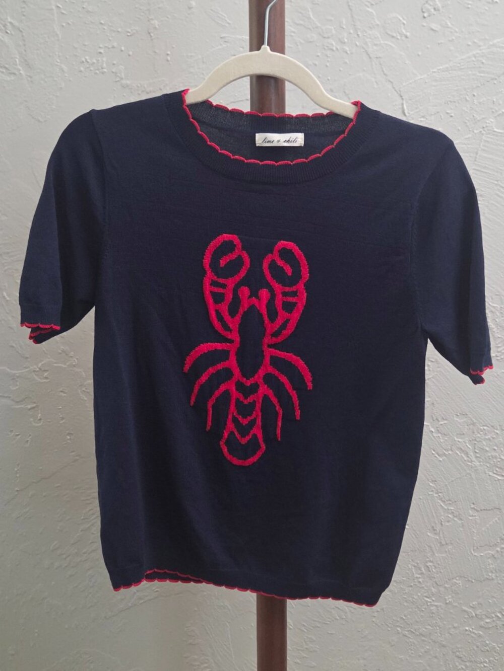 T20. Navy Lobster‎ Short Sleeve Sweater
